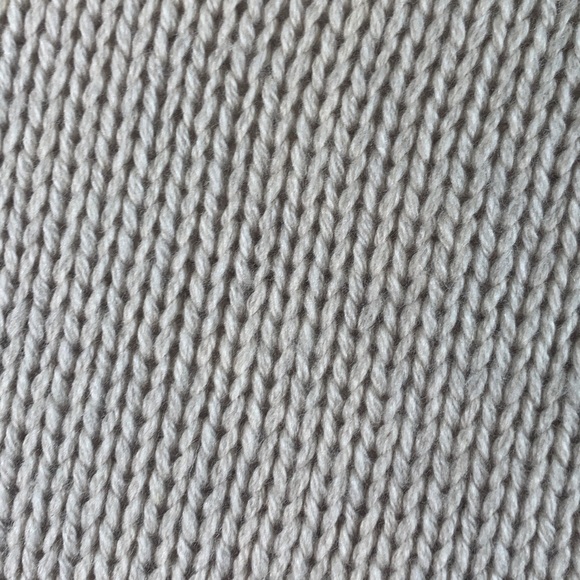 Boden 100% wool oatmeal turtleneck sweater with front pockets size 10 - Picture 7 of 11